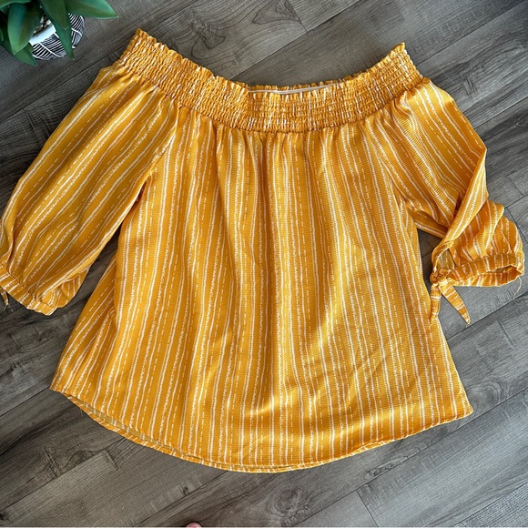 Rue 21 yellow striped off the shoulder loose top size 2X - Picture 1 of 5